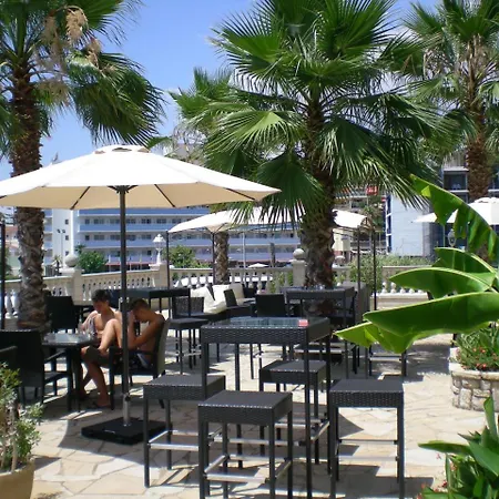 Bonsol Adults Only מלון